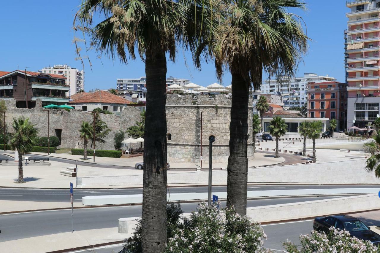 Hotel Kloest Durrës Exterior foto